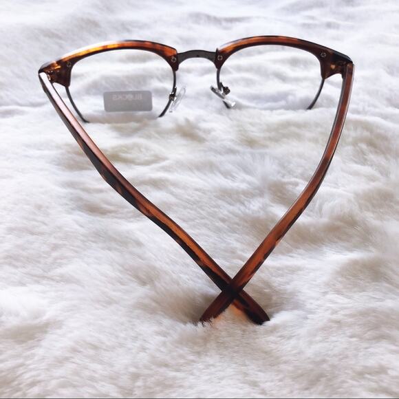 Finn Tortoise Brown Blue Light Computer Glasses - Picture 8 of 10